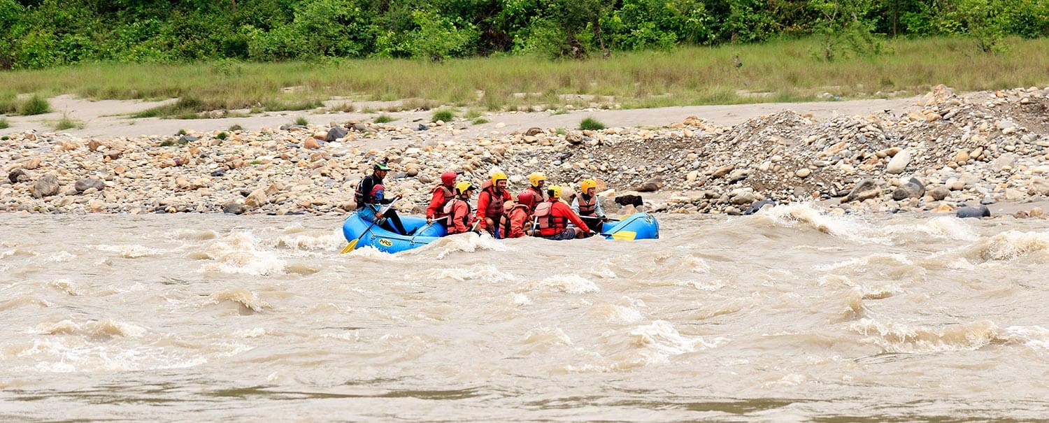 white-water-rafting-on-the-trisuli-river